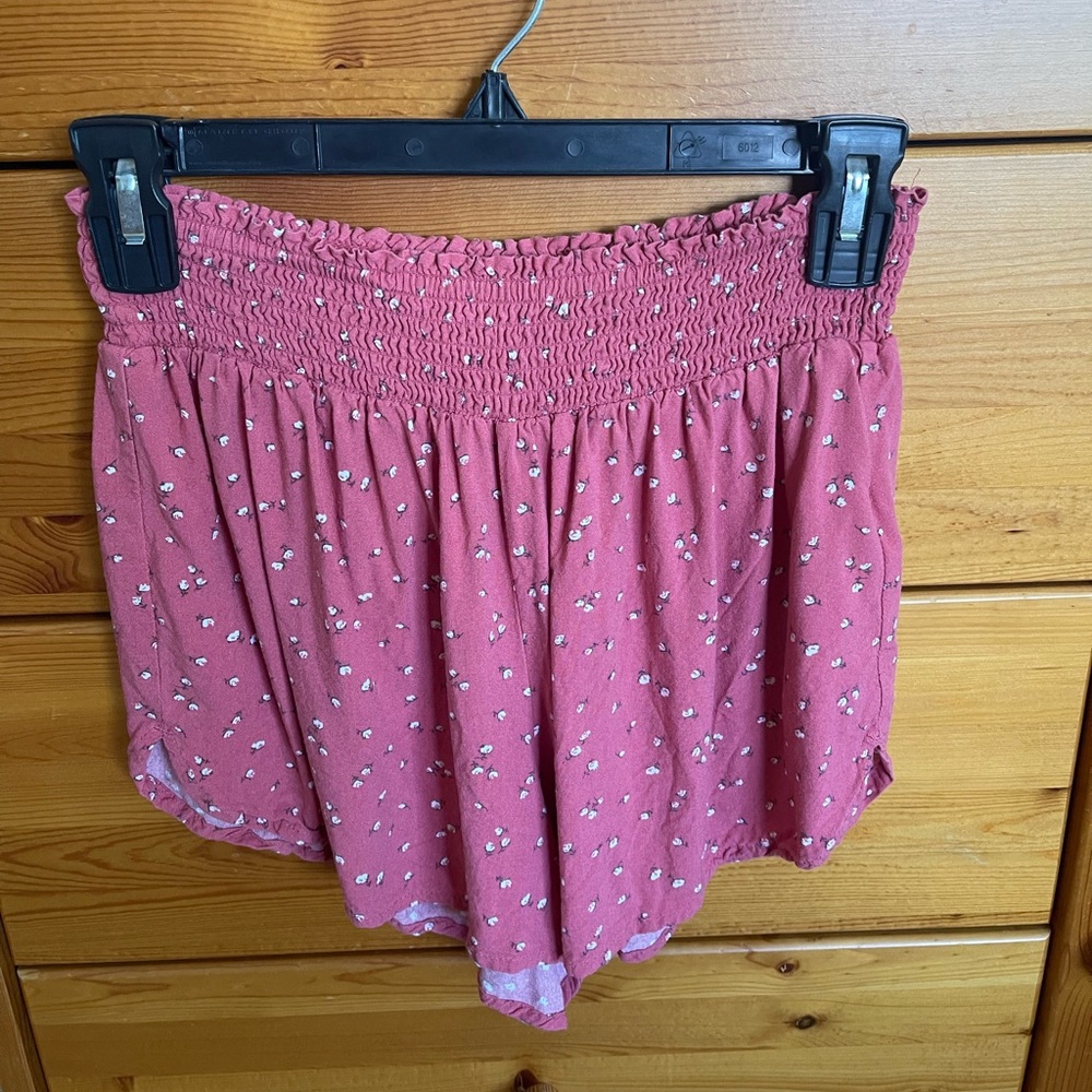 Hollister size small shorts
